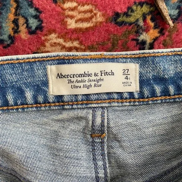 Abercrombie Ankle Straight Ultra - Picture 4 of 4